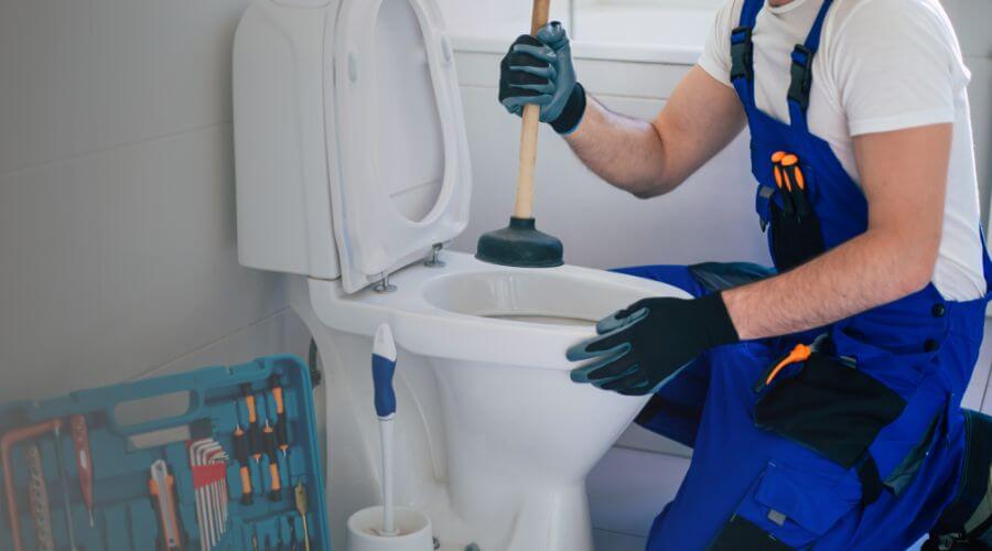Local expert plumbing services in Moore, TX
